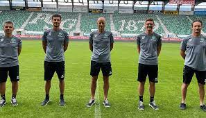Auch bekommt man einen eigenen fitness trainer zur seite gestellt. Fix Trainerteam Des Fc St Gallen Verlangert