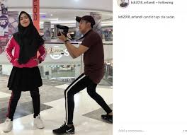 Live ig rey mbayang dan dinda hauw 18 juni 2020 part 1. Usai Rey Mbayang Ria Ricis Dikabarkan Dekat Dengan Fandi Kdi Matamata Com