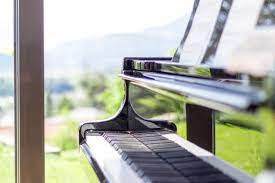 Free download of track 'smooth. The Finest Musicians And Exquisite Live Music For Your Dinner Party