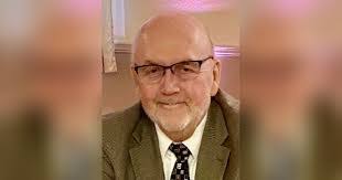 Lori Desantis's Instagram, Twitter & Facebook