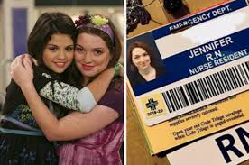 The season deals with the russo children, alex (selena gomez), justin (david henrie) and max russo. Wizards Of Waverly Place Star Jennifer Stone Is Proud To Be A Nurse Helping On The Front Lines