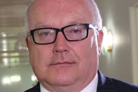 Abbott government to change environment laws in crackdown