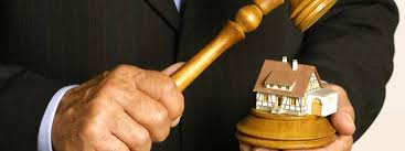 Dadurch macht sich der potentielle bieter mit den abläufen und der atmosphäre vertraut. Durch Zwangsversteigerung Von Immobilien Schnappchen Schlagen Hausbaublog De Der Blog Zum Thema Hausbau