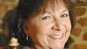 Cancer survivor donates blankets to chemotherapy patients