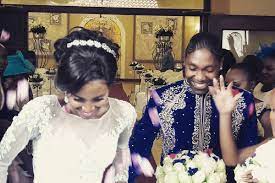 Caste semenya has been dominant in the 800m since taking silver in london. Olympic Gold Medalist Caster Semenya Marries Her Girlfriend Outsports