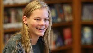 Hannah Hersh's Instagram, Twitter & Facebook