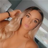 20+ "Chloé Buck" profiles