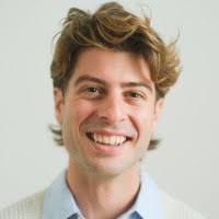 80+ perfiles de «Demsko»