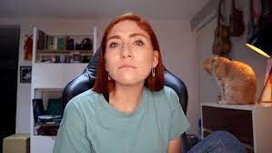 Rojo de la vega aclaró que no hay ningún tipo de sanción para quienes forman parte del chat, sólo para quienes difunden y comparten las fotos; Top Mexico Influencers Accused Of Sexual Assault