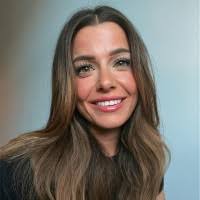 200+ perfiles de «Keeley