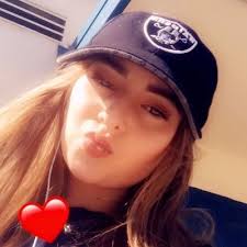 Kimberly Harrelson Psarras (@KimberlyPsarras)