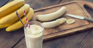 Il potassio resta comunque un minerale essenziale per la nostra salute, per la trasmissione nervosa e l'efficacia delle contrattilità muscolare. Alimenti Ricchi Di Potassio Ricette Ricette Di Smoothie Sani Ricette Frullato Proteiche