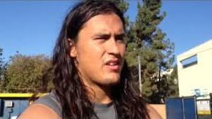 UCLA LB Damien Holmes