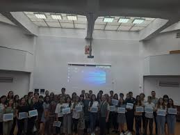 Inspectoratul colar judetean dolj mi iu m l ecl l cil flei natllwm e. Elevii De 10 La Examenele NaÅ£ionale PremiaÅ£i De Inspectoratul Scolar JudeÅ£ean Dolj Gazeta De Sud