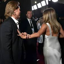 Jennifer aniston and brad pitt join 'fast times' virtual read. Jennifer Aniston Dal Tradimento Di Brad Pitt Ai Record Su Instagram Igersitalia