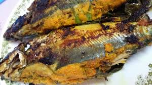 Linda selalu mengikuti blog saya dan akan memberi komen atau pandangan beliau melalui saya cuma menyediakan sotong masak kicap untuk dihidangkan bersama ikan bakar sumbat sambal ini. Resepi Ikan Cencaru Sumbat Sambal Kelapa Merdeka Cc