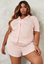 Plus Size Pink Leopard Print Short Pyjama Set Missguided