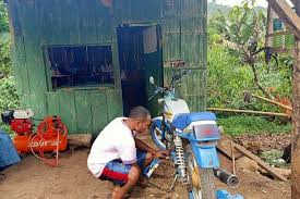 Stefanus Sai, Penyandang Disabilitas Buka Bengkel Motor - IPOED-OP