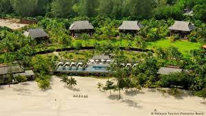 In 2018, this sector contributed around 5.9 percent to the total gdp. The Coronavirus Crisis Has Hit Tourism In Malaysia Hard Dw Travel Dw 11 05 2020