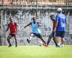 Maricá F.C. enfrenta Portuguesa em duelo decisivo pelo quadrangular do rebaixamento
