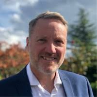 100+ "Simon Bradley" profiles