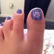But when it comes to her clothes, the designer's definitely not afraid of a bold pattern, interesting texture, or. Toe Nails Flower Design Toe Nails Pretty Toe Nails Toe Nail Designs