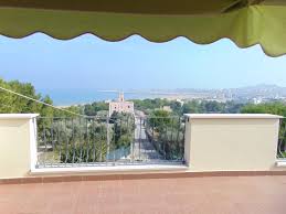 Pista, europa da 270 euro. Appartamenti Lungomare Europa Vieste Spiaggia Di San Lorenzo