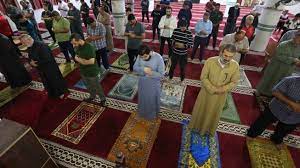 Sholat merupakan sebuah kewajiban bagi seluruh umat islam yang sudah baligh, sudah berakal dan tentunya masih bernyawa. Niat Dan Tata Cara Sholat Subuh