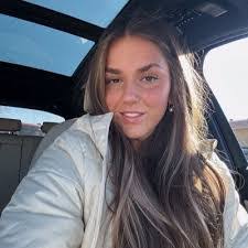 Jenna Denney's Instagram, Twitter & Facebook