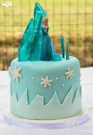 Gateau La Reine Des Neiges Frozen Cake Design Cake Desserts Frozen