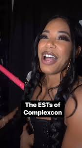 Bianca Belair surprised two young fans at ComplexCon!