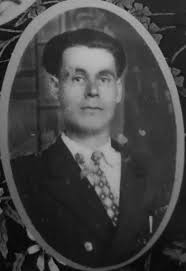 These are my great grandparents Carmelo Vella with their son Iro my  grandfather. My grandparents were members of the yacht club and had a  famous cello player in the family. I also