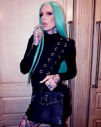 Jeffree star's net worth comes handling different job roles in different businesses. Jeffree Star Net Worth 2019 Age Cars Height Youtuberfacts