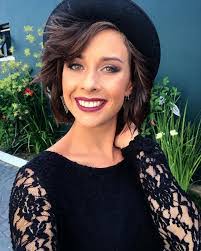 Roslyn Collins's Instagram, Twitter & Facebook