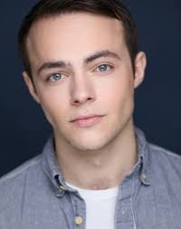 Ron Munn's Instagram, Twitter & Facebook