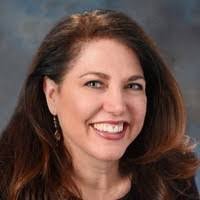 Suzanne Stahl's Instagram, Twitter & Facebook