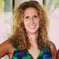 Lydia Holm's Instagram, Twitter & Facebook