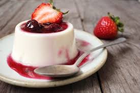 White Chocolate Panna Cotta With Berries Jellibean Journals Recipe Chocolate Panna Cotta White Chocolate Panna Cotta Panna Cotta Recipe