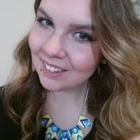 Jennifer Ryall's Instagram, Twitter & Facebook