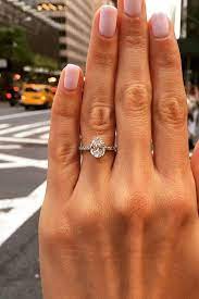 30 Timeless Classic Engagement Rings For Beautiful Women Classic Wedding Rings Classic Engagement Rings Unique Engagement Rings