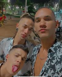 Kim Violet (@kim_violett) • Instagram photos and videos