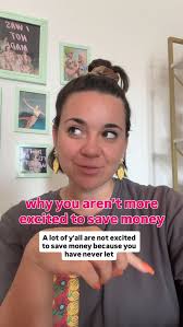 In episode 8, I talk with 1:1 client Emily Wold, an entrepreneur, voiceover  actor, & perhaps the nicest shark you'll ever meet. Tune in to hear: ✨the  school bus she renovated into