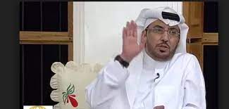 الروقي يثير رواد تويتر ويسأل قناة الرياضية السعودية بشأن متحدث النصر baseball hats coat lab coat