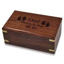 Our wood pet cremation urns are made of woods such as walnut, oak, cherry and. Wood Pet Urn Small Pet Supplies Pet Urns Delage Com Br