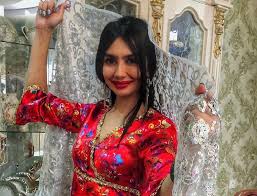 Её отец — композитор, заслуженный деятель искусств узбекистана. Uzbekskaya Aktrisa Aziza Yakubova Vo Vtoroj Raz Vyshla Zamuzh