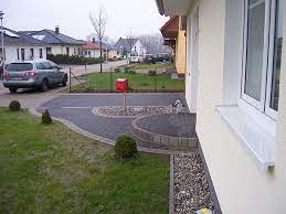 Egal ob wir ihren garten einen neuen look verpassen sollen oder ein komplettes konzept für ihre neue terrasse entwickeln, ihre auffahrt pflastern oder oder oder. Pflasterstein Grunanlagen Dipl Ing Frank Solbrig Garten Und Landschaftsbau 18437 Stralsund Tribseer Adresse Telefon Kontakt