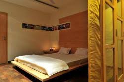 Light and soothing colours on your bedroom walls. Bedroom Vastu Vastu For Bedroom Vastu Tips For Bedroom Vastu Bedroom Colors Gharexpert Com