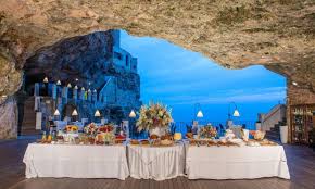 Mit 3,5/5 von reisenden bewertet. Hotel Grotta Palazzese Polignano A Mare Puglia Italy
