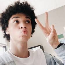 GlassPeyton (PeytonsJourney)