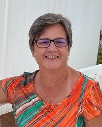 Loretta Ruth's Instagram, Twitter & Facebook